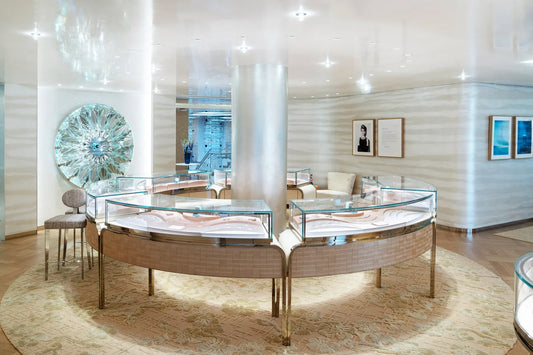 ¿Comprar un café o diamantes?