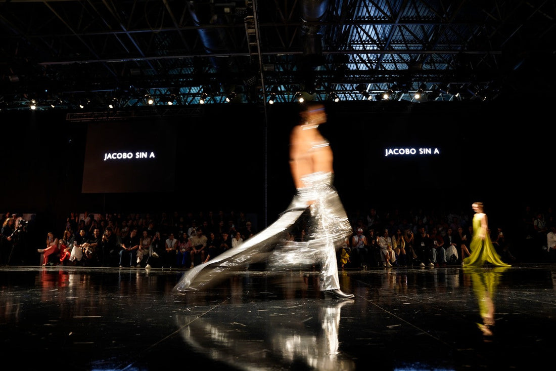 ¿A qué suena un desfile?